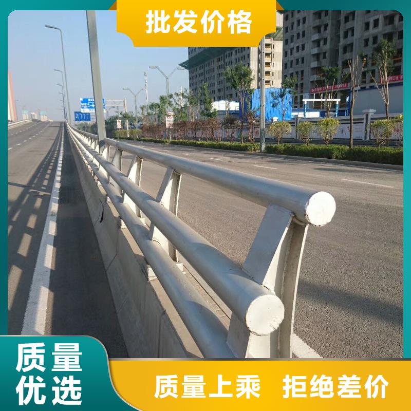 复合管防撞护栏生产厂家-找立朋金属护栏