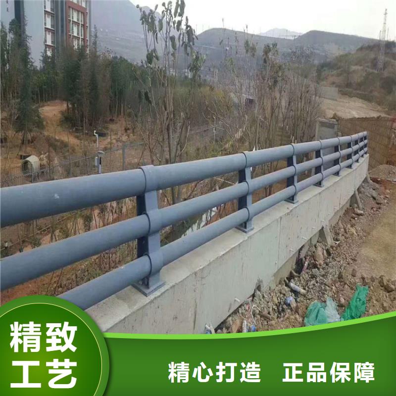 防撞护栏_道路护栏优质材料厂家直销
