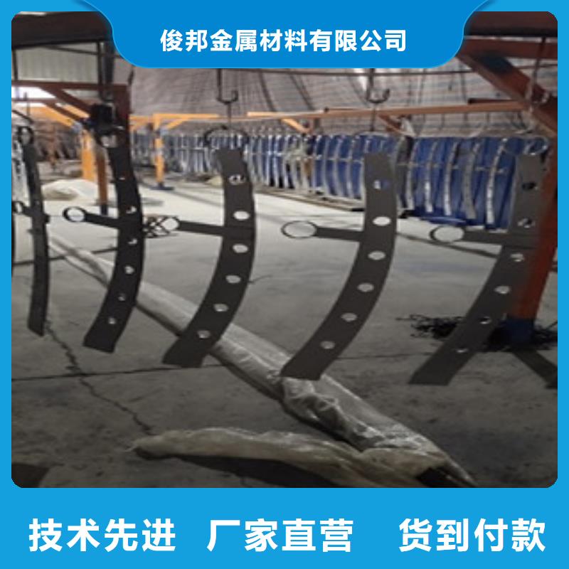 护栏不锈钢复合管栏杆专业的生产厂家