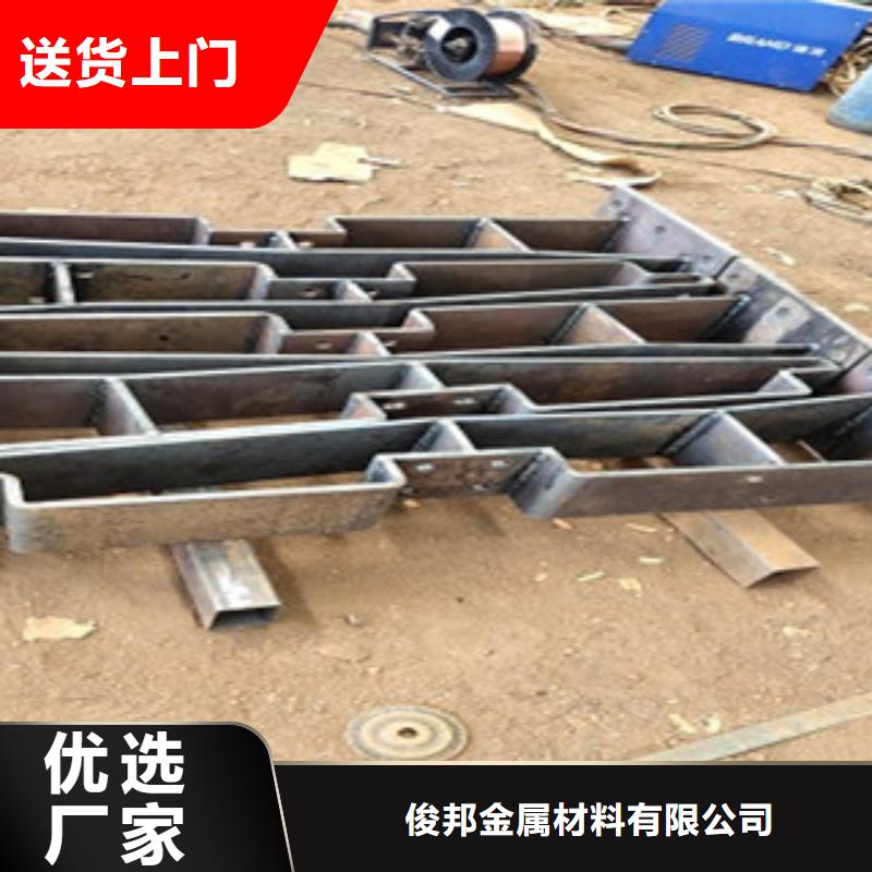 【护栏4桥梁防撞护栏出厂严格质检】