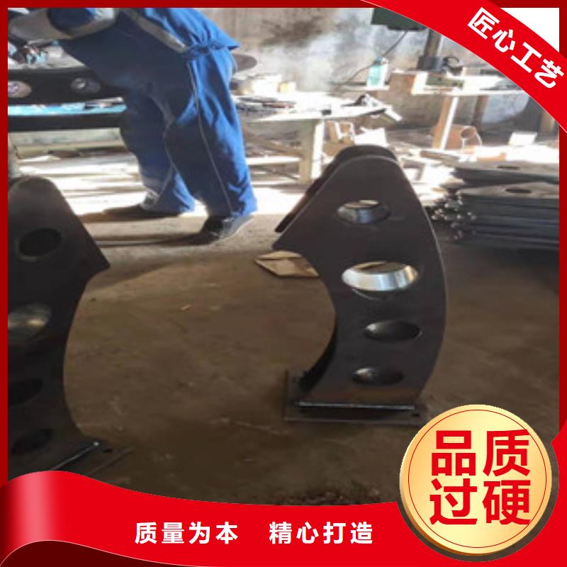 桥梁护栏不锈钢复合管以质量求生存