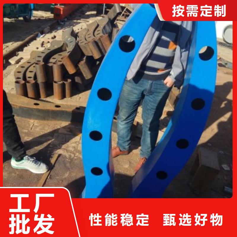 立柱LED灯光护栏严格把关质量放心