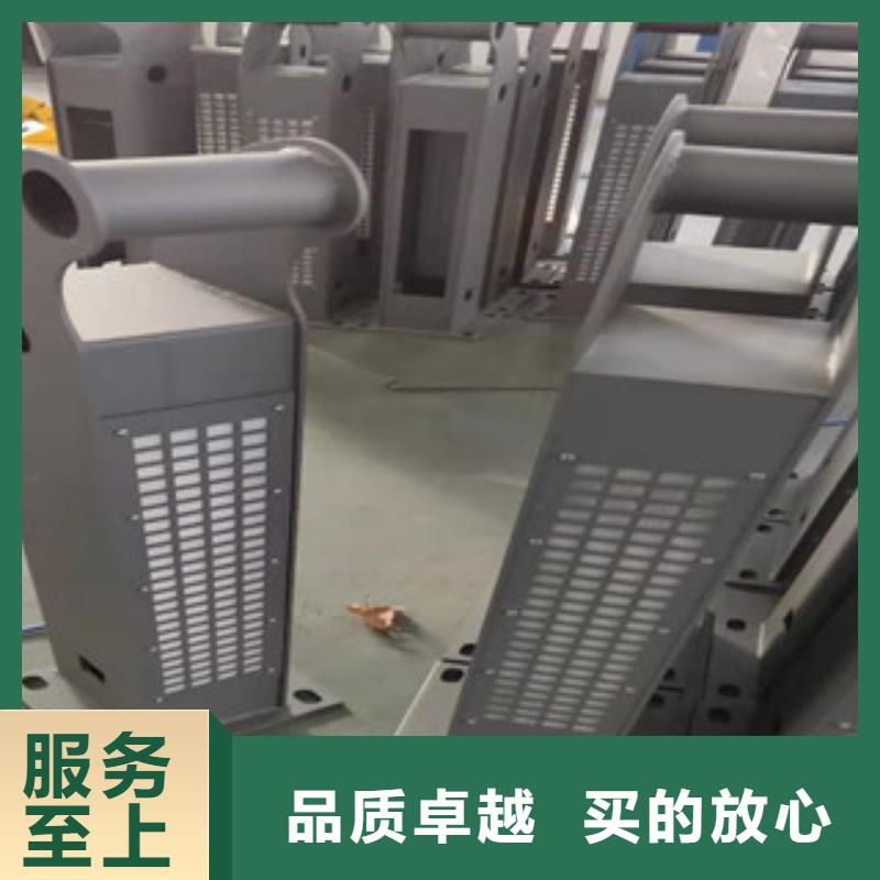 不锈钢护栏人车分流栏专业设计