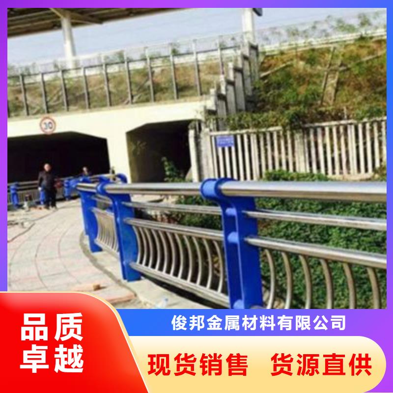 桥梁灯光防撞护栏_LED灯光护栏海量货源
