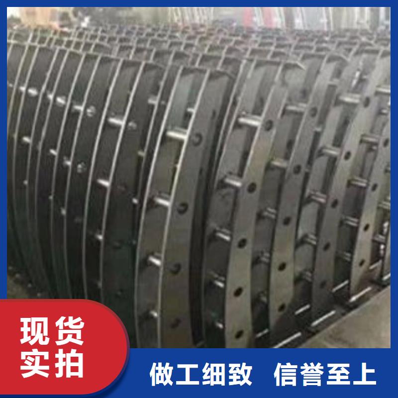 防撞立柱_不锈钢复合管护栏N年大品牌