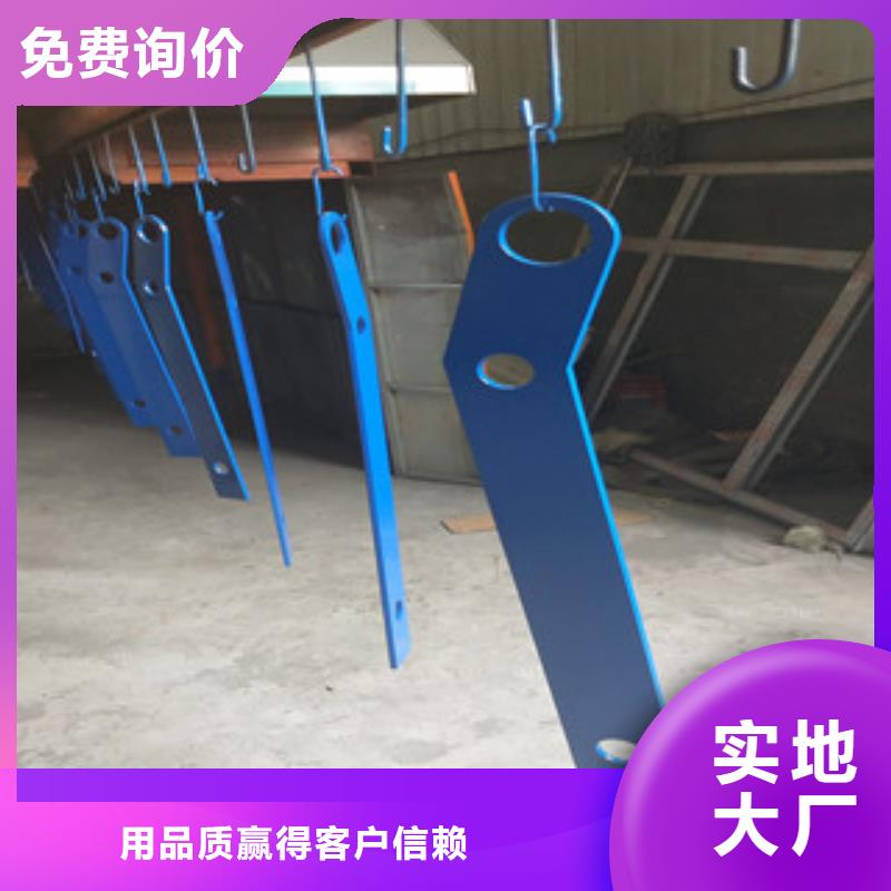 防撞立柱_不锈钢复合管护栏厂家自营