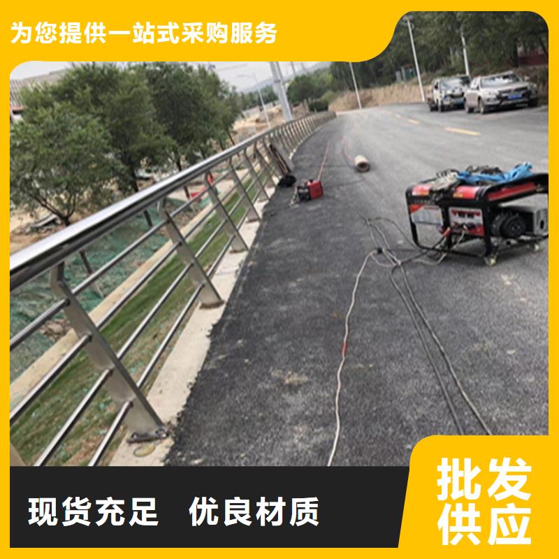 方管静电喷塑防撞栏杆来厂考察