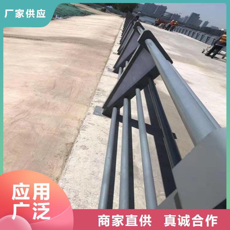 方管静电喷塑防撞栏杆来厂考察