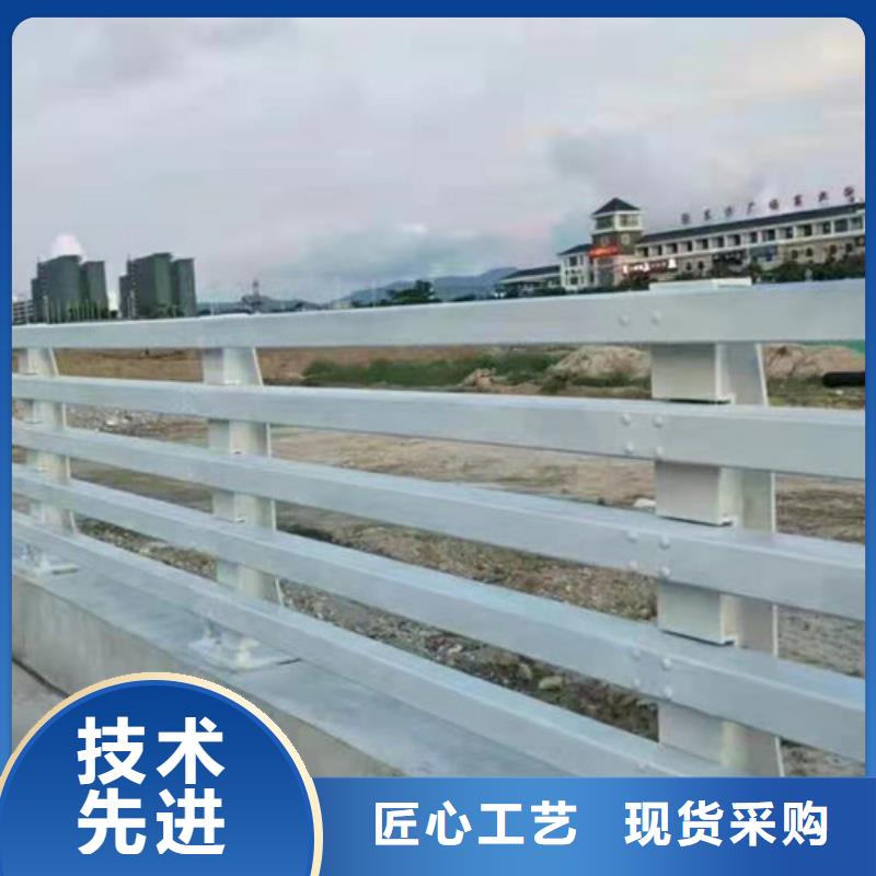 道路桥梁防撞护栏灯光防撞护栏精致工艺
