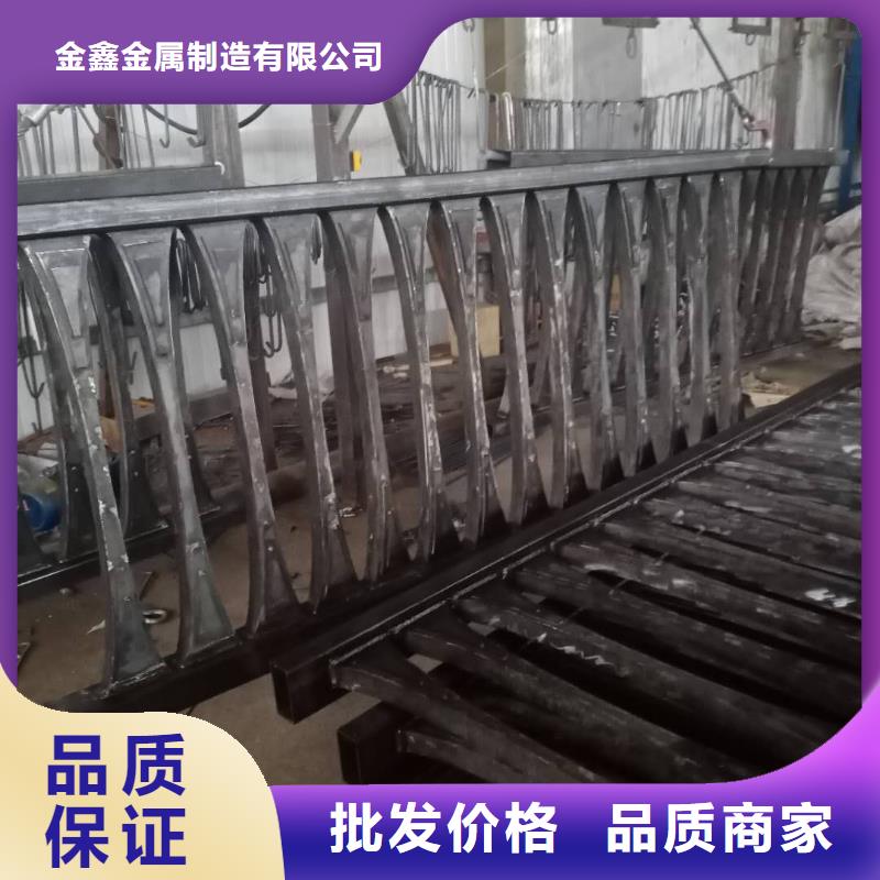 不锈钢护栏国道抗冲击围栏丰富的行业经验