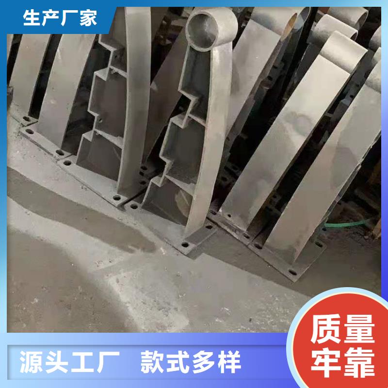 铸造石仿石护栏立柱,镀锌管景观护栏合作共赢