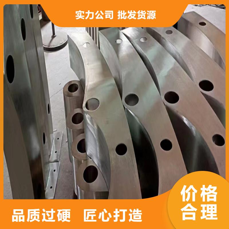 重信誉高速公路护栏网厂家