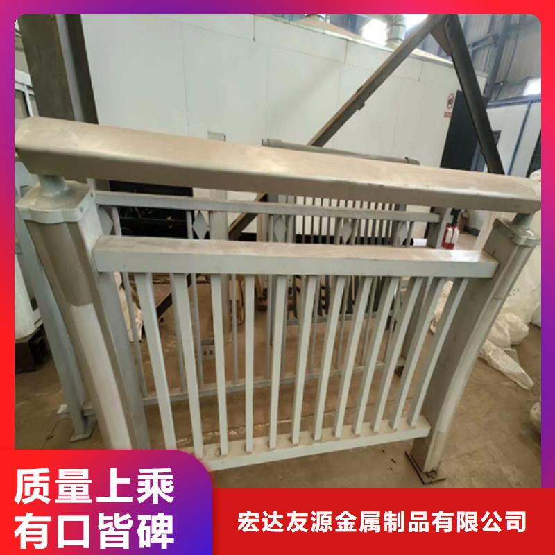 不锈钢复合管护栏碳钢防撞护栏厂家货源直供