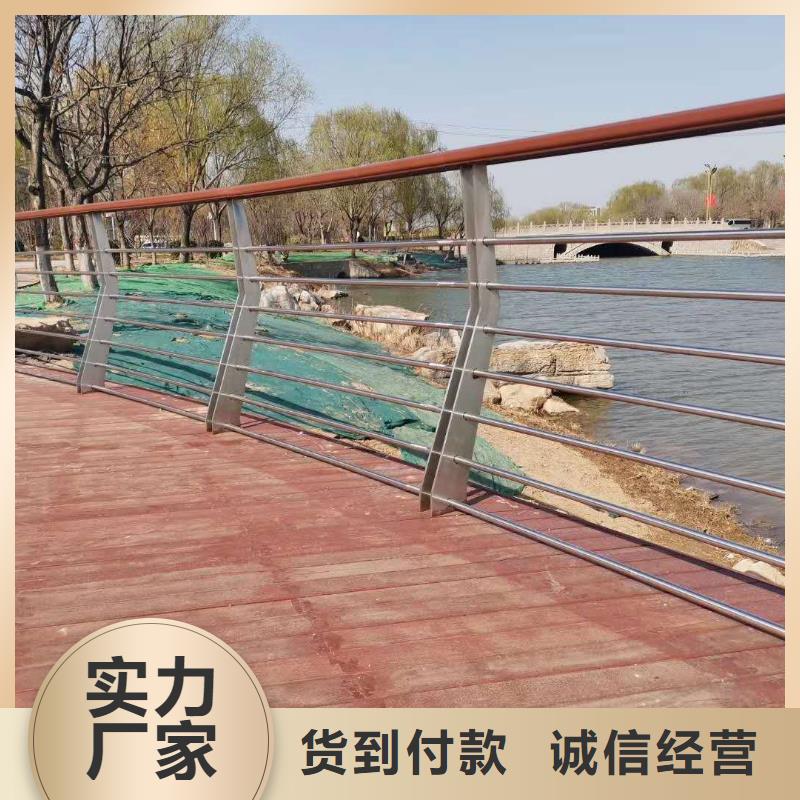 防撞护栏严格把控质量