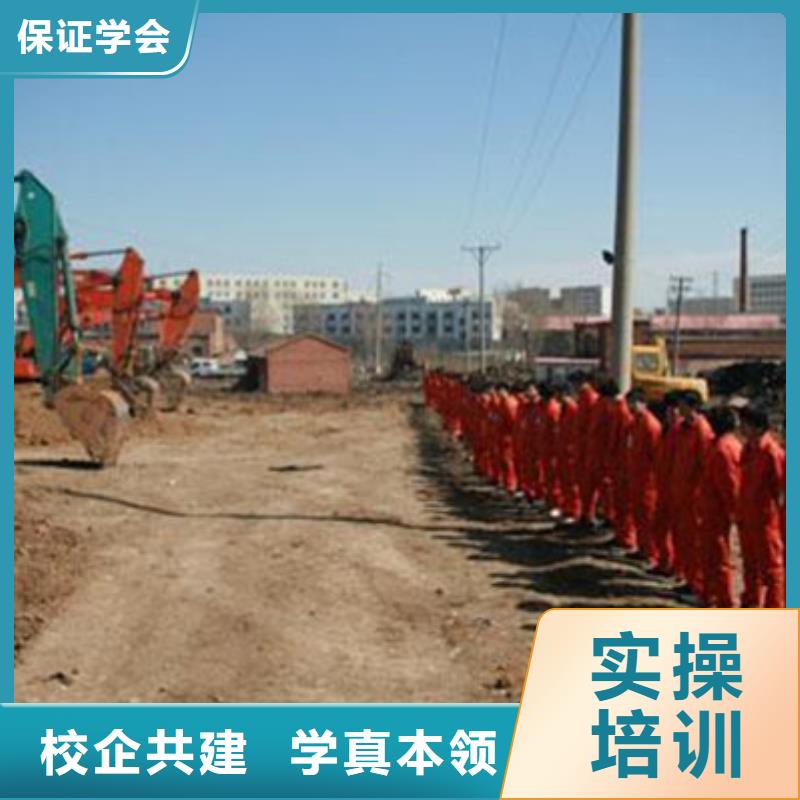汽车钣金喷漆培训-视频-汽车钣金喷漆培训-虎振技工学校(衡阳市分公司)服务区域蒸湘|石鼓|张家界|郴州|湘潭|娄底|邵阳