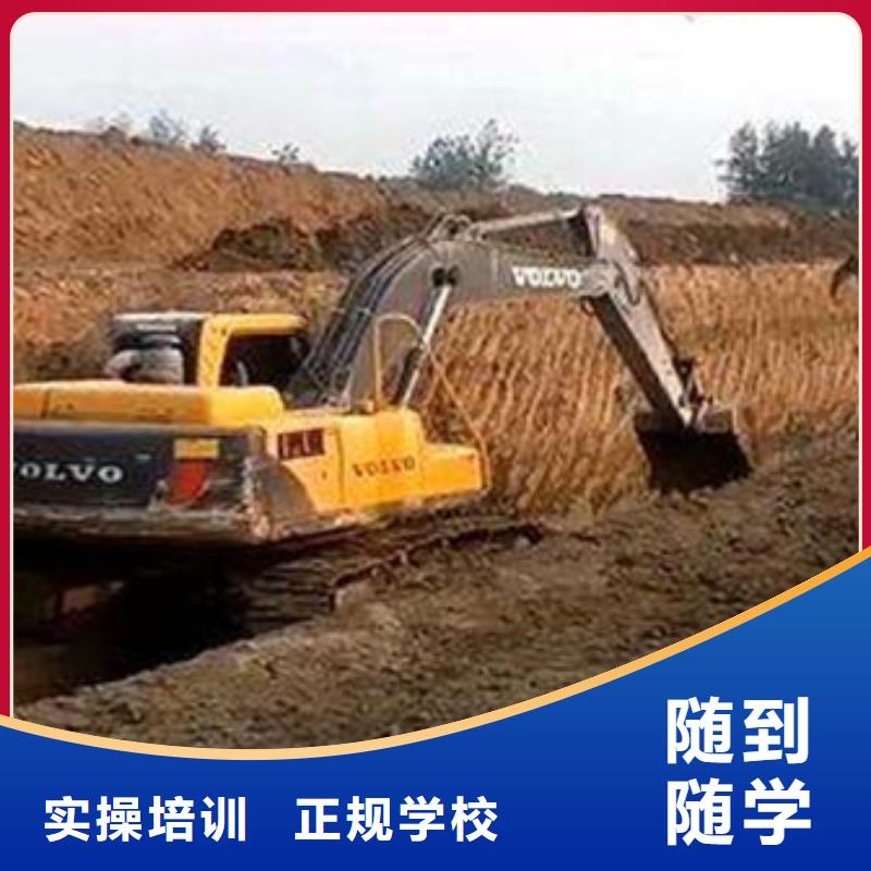 塔吊叉车培训就业不担心