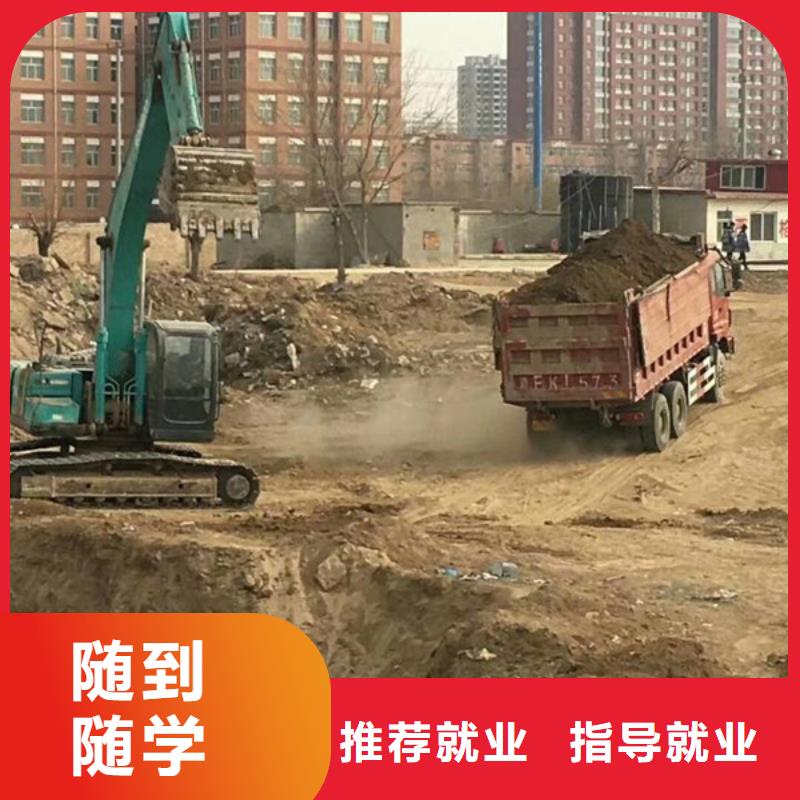 塔吊叉车培训就业不担心
