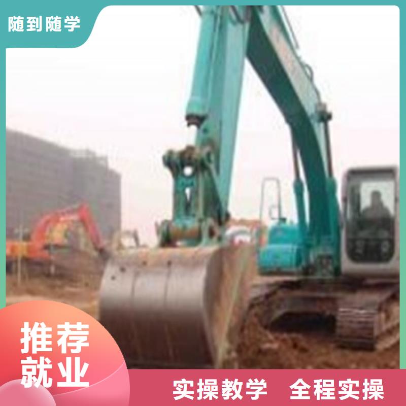 塔吊叉车培训就业不担心