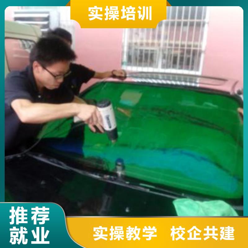 汽车钣金喷漆培训-视频-新疆虎振汽车钣金喷漆培训可服务区域伊犁|乌鲁木齐|克拉玛依等