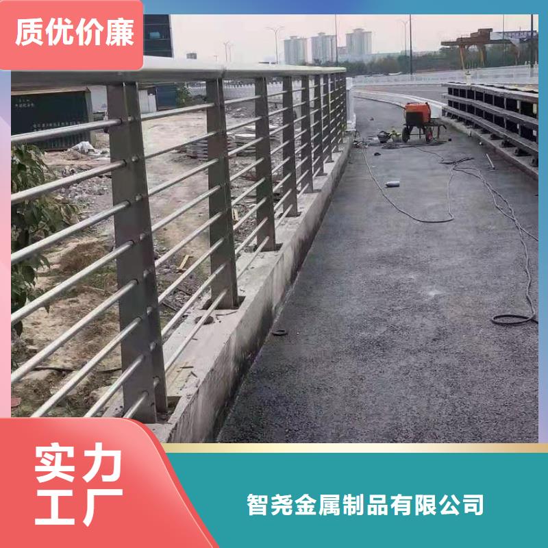 桥梁护栏厂家品种多样