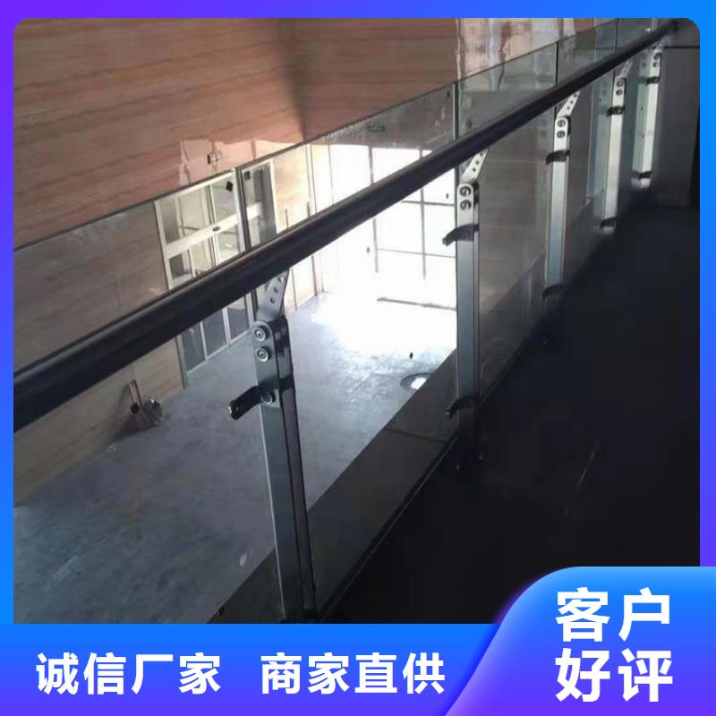 河边防撞护栏
