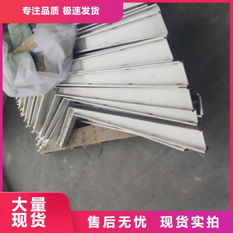 锌钢防撞栏杆安装很方便