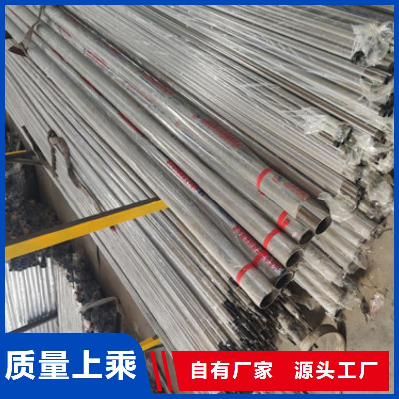 天桥不锈钢仿木灯箱栏杆定做