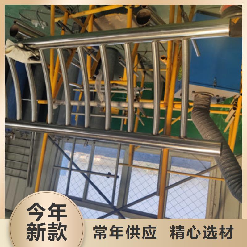 氟碳漆桥梁防撞锌钢栏杆现货发送