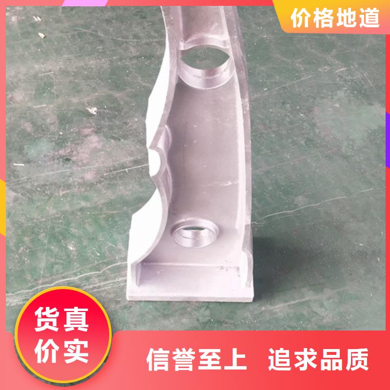 天桥不锈钢仿木灯箱栏杆定做