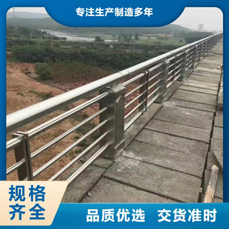 护栏立柱,灯光护栏生产经验丰富