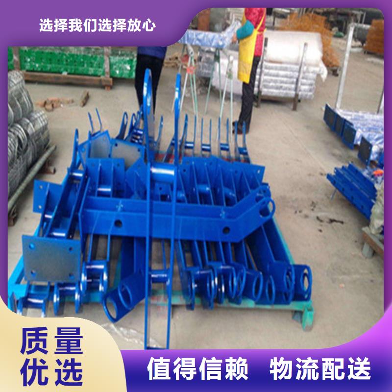 护栏立柱,灯光护栏生产经验丰富