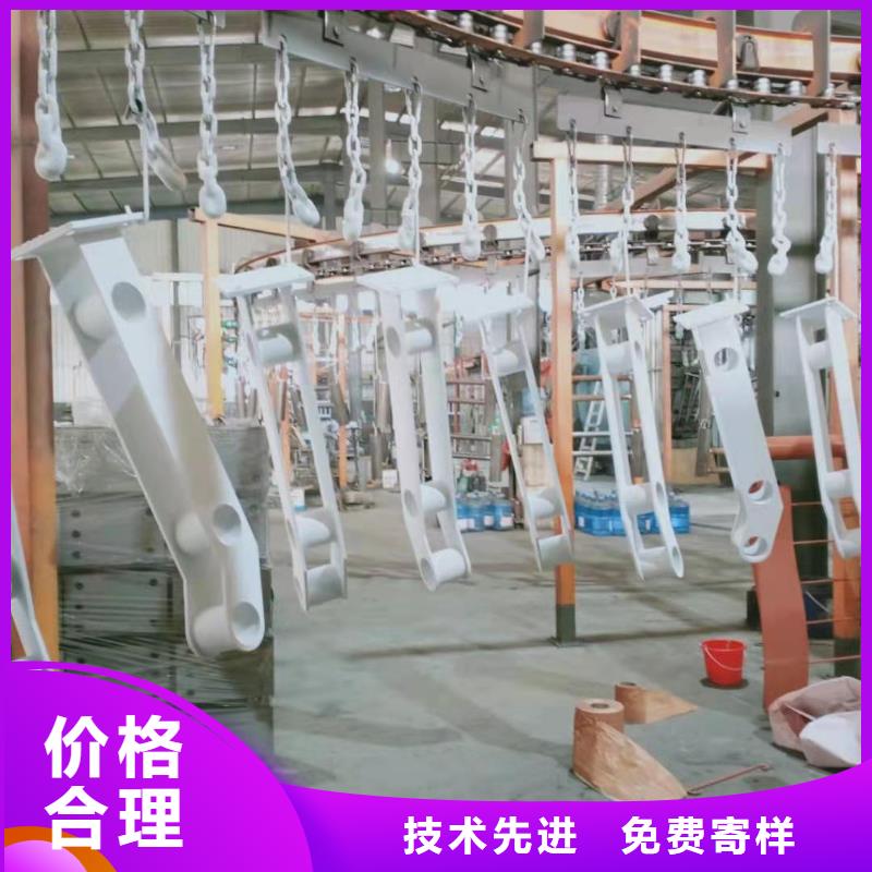 护栏立柱,灯光护栏生产经验丰富