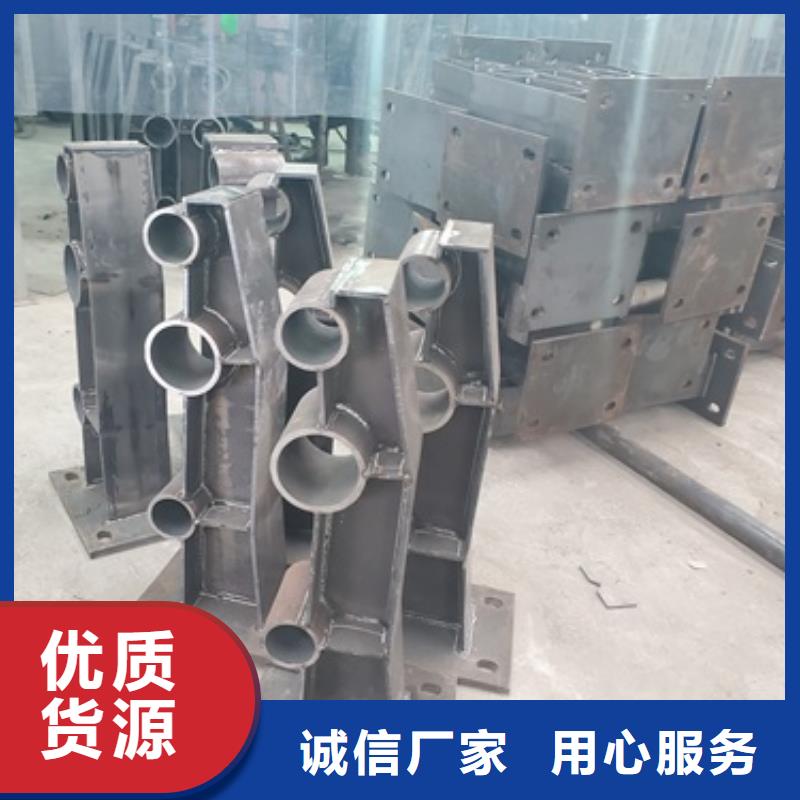 不锈钢复合管护栏_河堤护栏技术先进