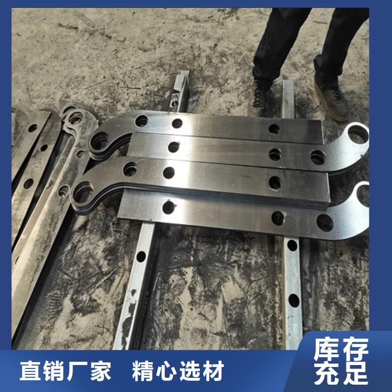护栏国道抗冲击围栏质量优价格低