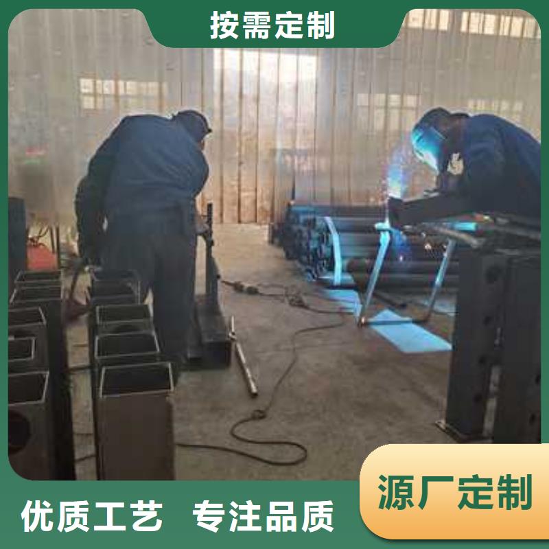  不锈钢复合管护栏厂家拥有先进的设备