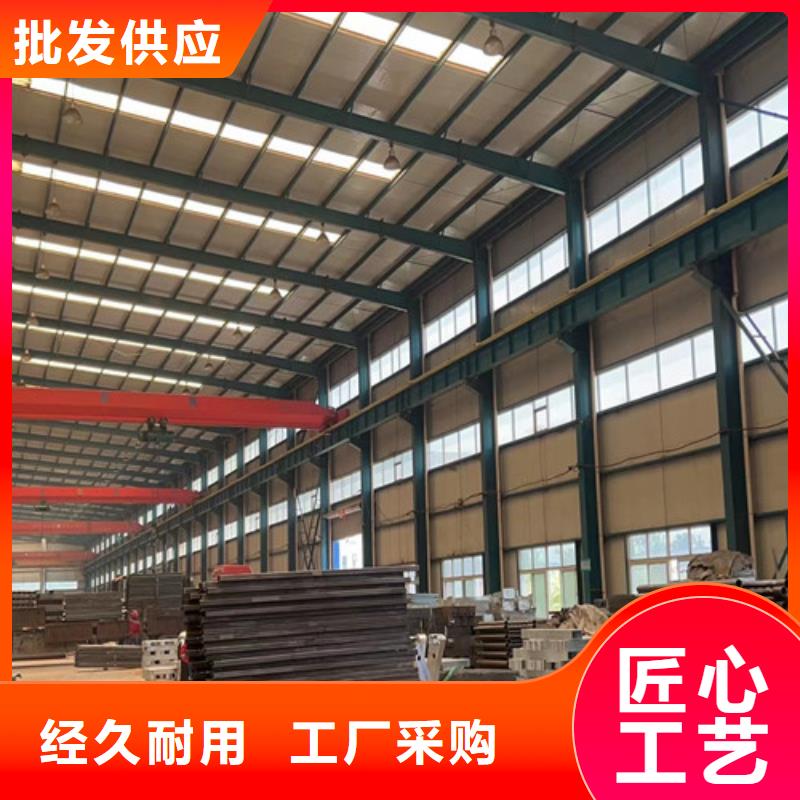 护栏1桥梁防撞护栏厂长期供应