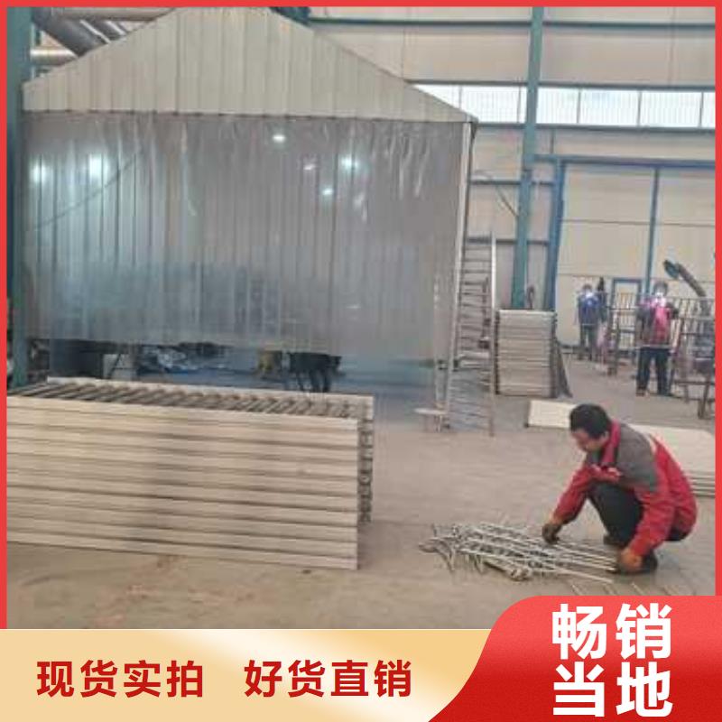 有现货的防撞护栏实体厂家