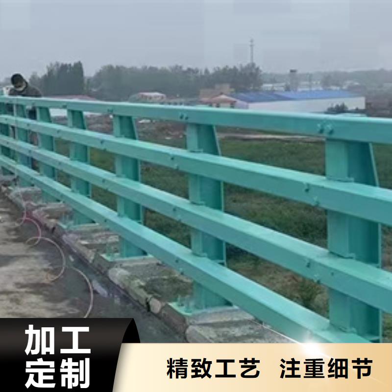 护栏准时交付