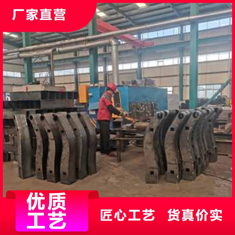  防撞护栏用心做好每一件产品