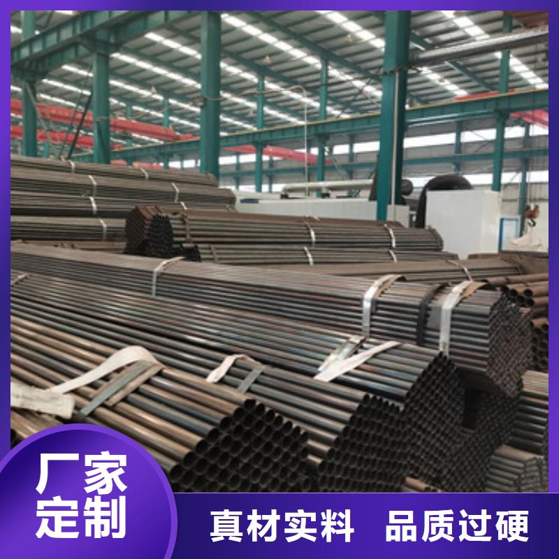 防撞护栏优选好材铸造好品质