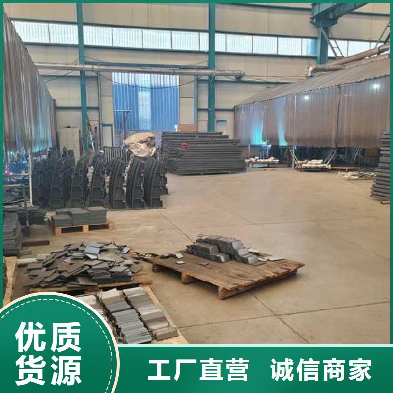 道路护栏_防撞护栏规格齐全