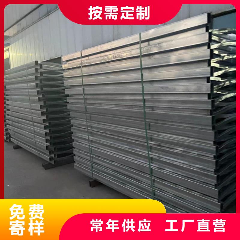  道路护栏库存丰富