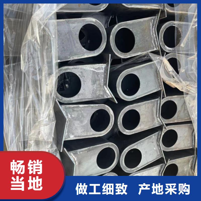 道路护栏桥梁防撞护栏厂销售的是诚信