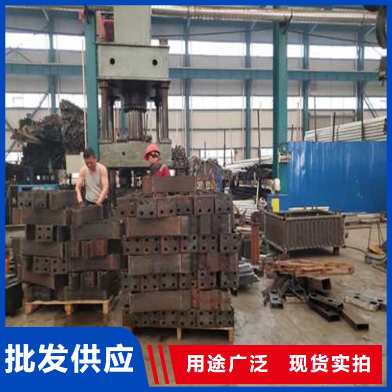 道路护栏使用寿命长久