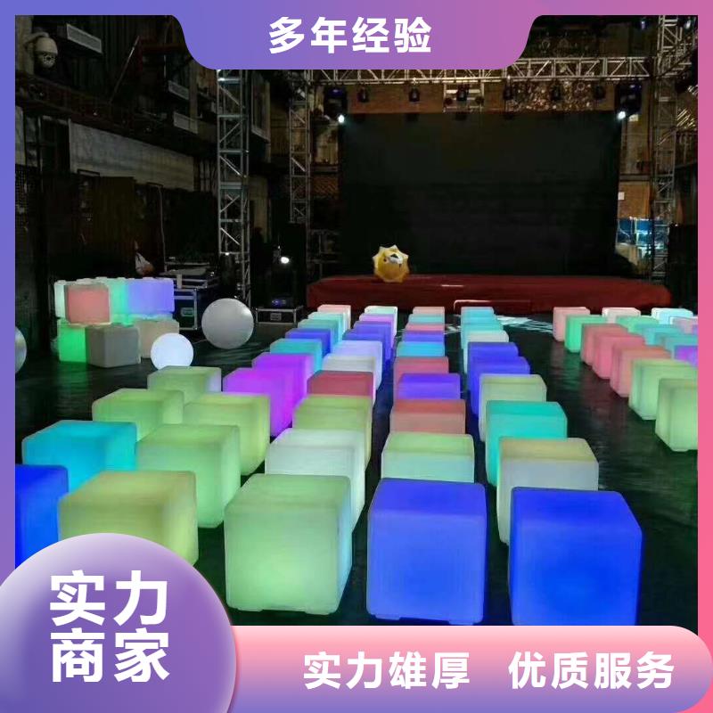 桌椅出租铁马护栏专业公司
