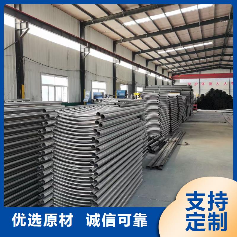 防撞护栏波形护栏板多年经验值得信赖