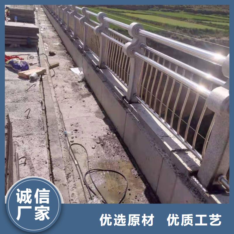 铸造石护栏,镀锌波形护栏多种规格供您选择