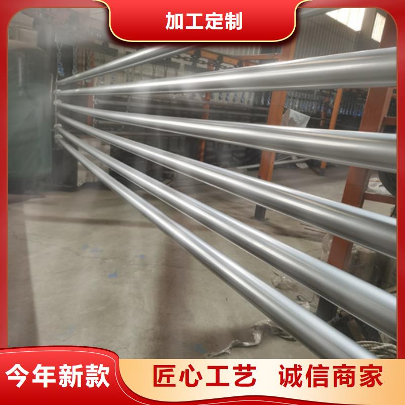 防撞护栏,M型防撞护栏服务周到