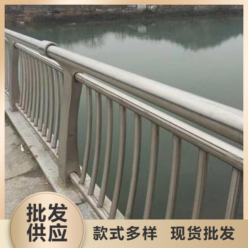 护栏市政道路防护栏厂家直销大量现货