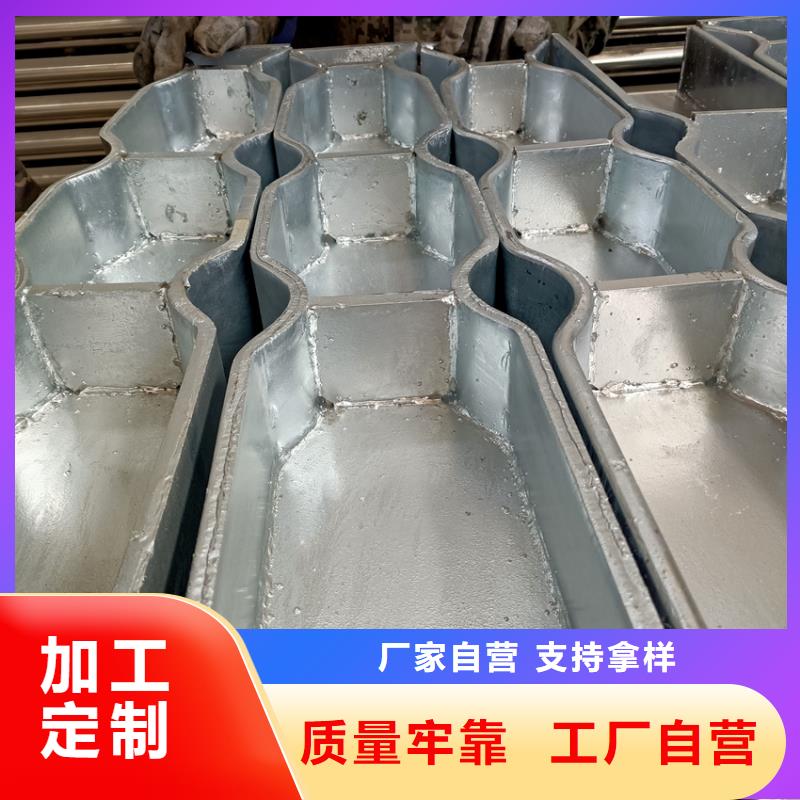 交通隔离护栏报价格